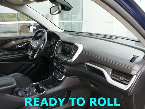 Used 2023 GMC Terrain SLT image 36