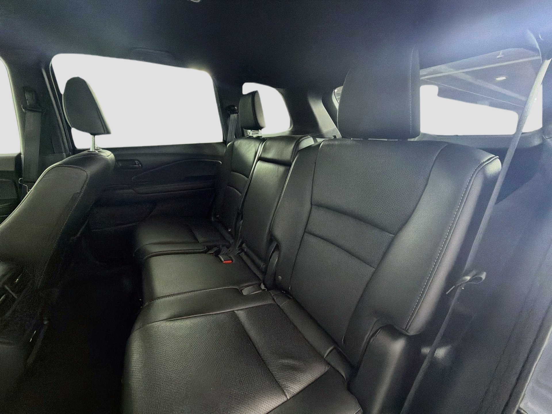 Used 2025 Honda Passport EX-L image 21