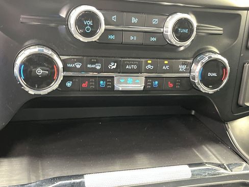 Used 2024 Ford F150 Lariat w/ Bed Utility Package AWD/4WD image 25