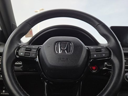 Used 2023 Honda Civic Sport image 25