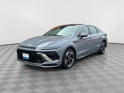Certified 2024 Hyundai Sonata SEL w/ Convenience Package image 7