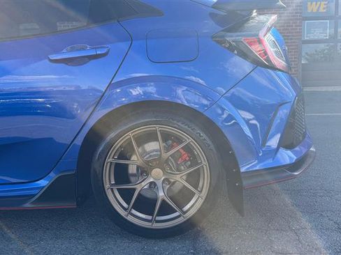 Used 2018 Honda Civic Type R image 6