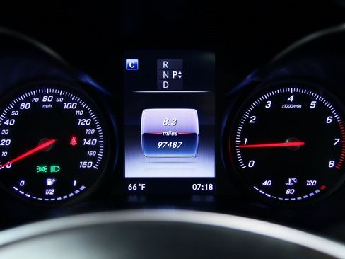 Certified 2017 Mercedes-Benz C 300 4MATIC Coupe image 11