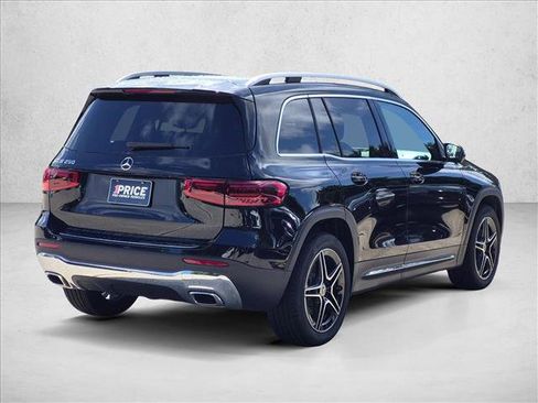Used 2026 Mercedes-Benz GLB 250 image 4