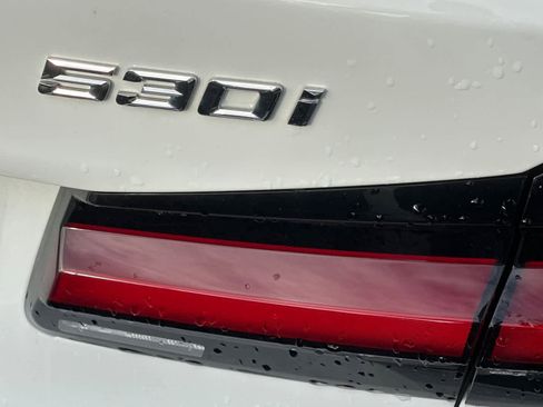 Certified 2023 BMW 530i xDrive w/ Premium Package image 22