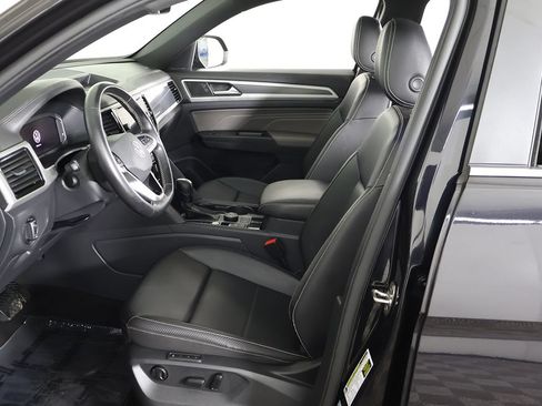 Used 2021 Volkswagen Atlas Cross Sport SEL AWD/4WD image 30