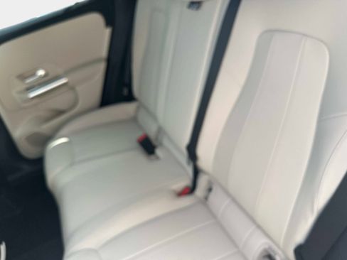 Used 2026 Mercedes-Benz GLA 250 image 13