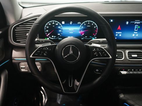 Certified 2025 Mercedes-Benz GLE 350 4MATIC image 15