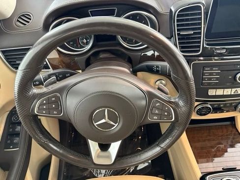 Used 2018 Mercedes-Benz GLS 450 4MATIC image 27