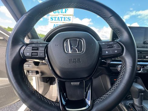 Used 2024 Honda Civic Sport image 13