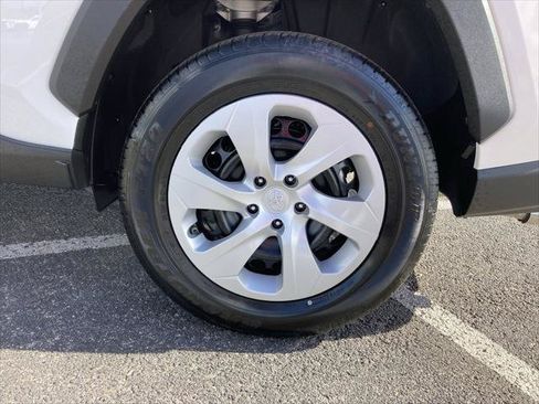 Certified 2025 Toyota RAV4 LE FWD image 19