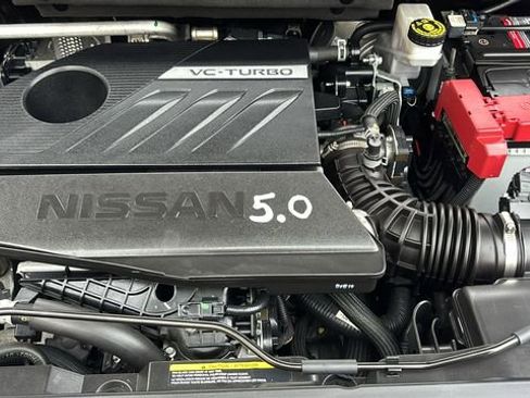 Used 2024 Nissan Rogue SV image 34