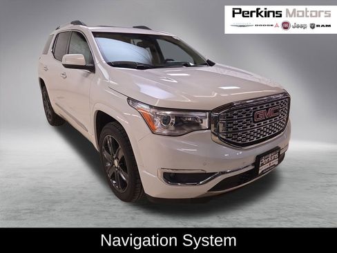Used 2018 GMC Acadia Denali w/ Technology Package image 1