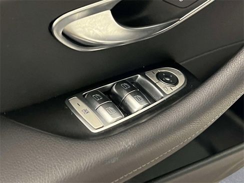 Certified 2022 Mercedes-Benz E 350 4MATIC Sedan image 16