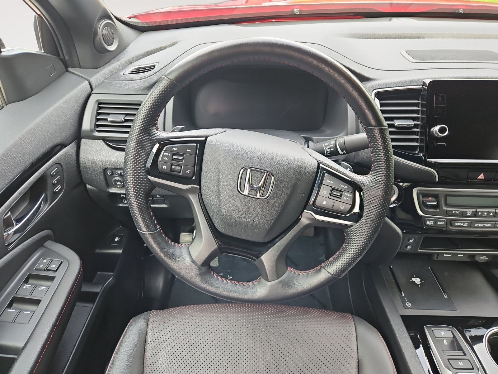 Used 2024 Honda Ridgeline Black Edition image 13
