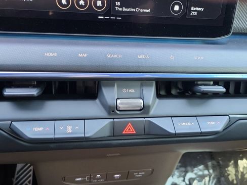 Certified 2024 Kia EV9 GT-Line AWD/4WD image 26