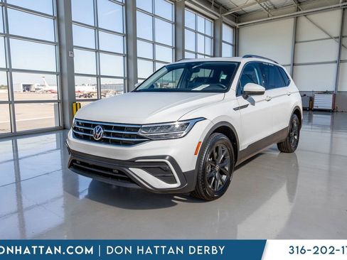 Used 2024 Volkswagen Tiguan SE FWD image 27