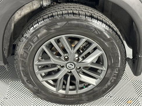 Certified 2021 Nissan Rogue S image 10