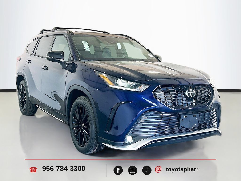 New 2026 Toyota Highlander XSE AWD/4WD image 3