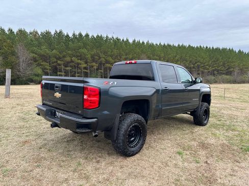 Used 2018 Chevrolet Silverado 1500 LT w/ All Star Edition image 4
