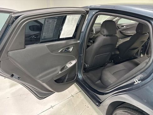 Used 2020 Chevrolet Malibu LS FWD image 17