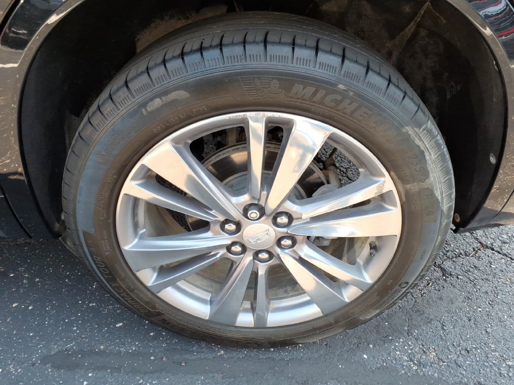 Used 2024 Cadillac XT6 Premium Luxury w/ LPO, Floor Liner Package AWD/4WD image 7