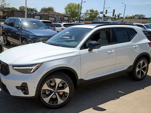 New 2025 Volvo XC40 B5 Plus w/ Protection Package Premier image 3