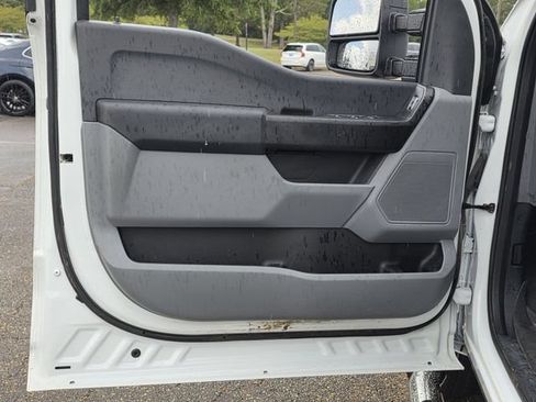Used 2024 Ford F250 XL w/ XL Driver Assist Package RWD image 17
