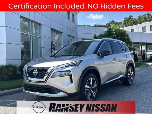 Certified 2022 Nissan Rogue Platinum w/ Head-Up Display Package AWD/4WD image 1