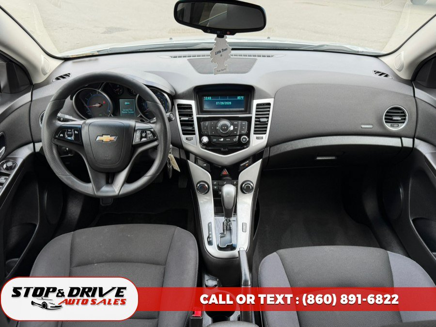 Used 2016 Chevrolet Cruze LT FWD image 10