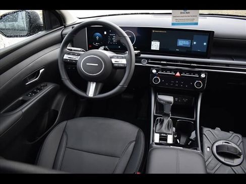 Certified 2025 Hyundai Tucson SEL image 4