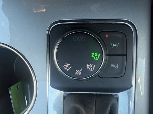 Used 2023 Chevrolet Blazer LT w/ Driver Confidence Package image 32