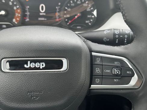 Used 2024 Jeep Compass Limited image 25