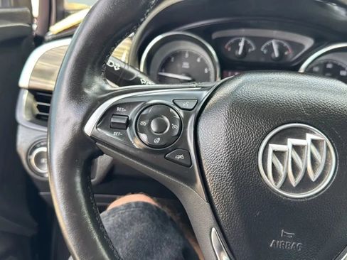 Used 2019 Buick Envision Essence FWD image 26