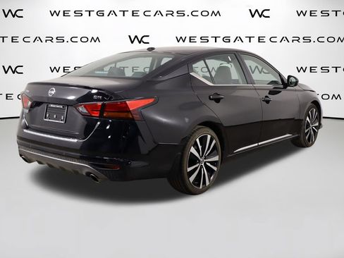 Used 2022 Nissan Altima 2.5 SR FWD image 44