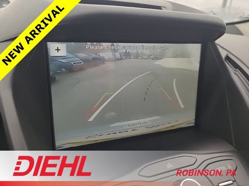 Used 2016 Ford Escape SE w/ SE Chrome Package image 11