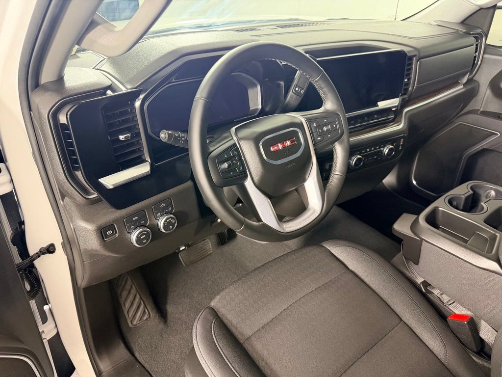 Used 2026 GMC Sierra 1500 SLE AWD/4WD image 13