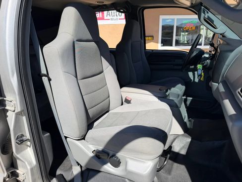 Used 2005 Ford Excursion XLS RWD image 23