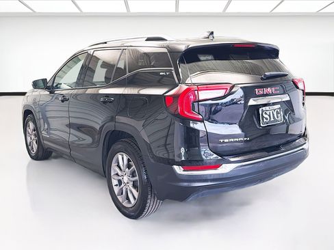 Used 2024 GMC Terrain SLT image 6