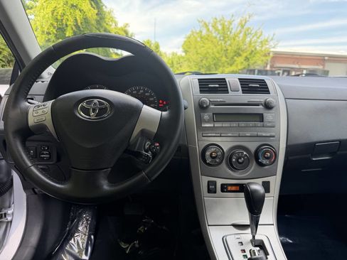 Used 2010 Toyota Corolla S FWD image 11
