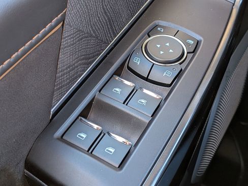 Certified 2023 Ford F150 Platinum w/ Equipment Group 701A High image 28