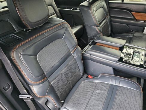 Used 2022 Lincoln Navigator Black Label image 35
