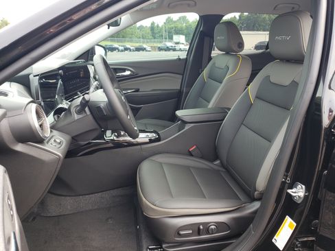 New 2026 Chevrolet Trax ACTIV w/ Driver Confidence Package FWD image 31