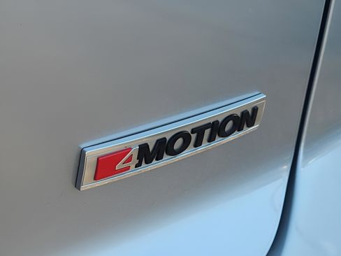 Used 2022 Volkswagen Atlas Cross Sport SE w/ Panoramic Sunroof Package image 29