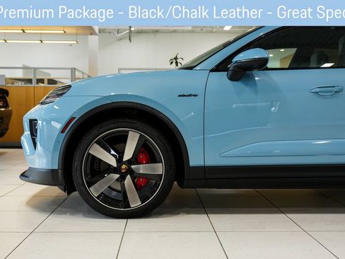 Used 2025 Porsche Macan 4S Electric AWD/4WD image 2