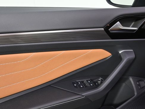 Used 2024 Volkswagen Jetta SEL image 22