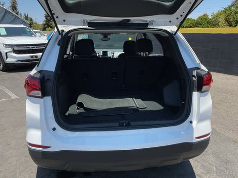 Used 2023 Chevrolet Equinox LS FWD image 25