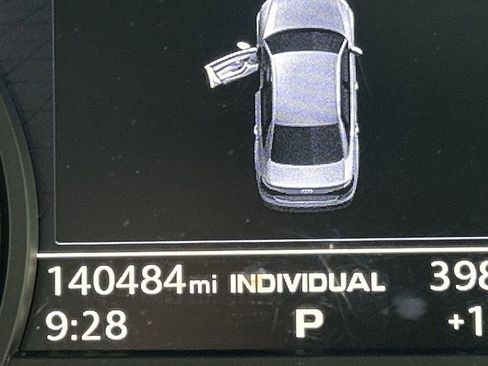 Used 2017 Audi A4 2.0T Premium Plus image 16