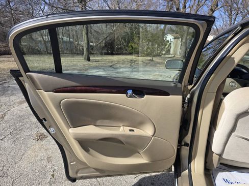 Used 2006 Buick Lucerne CX FWD image 15