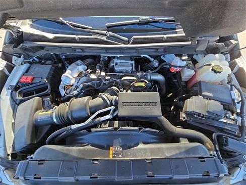 Used 2023 GMC Sierra 2500 AT4 w/ Gooseneck/5TH Wheel Package image 16